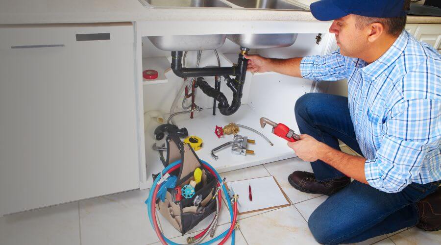 Professional Leak Detection in McDade, TX